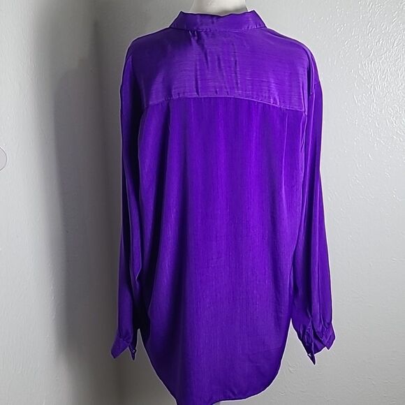The 1 East Custom Collection Purple ButtondownBlouse, Big White Buttons, Size 14 - Picture 6 of 11